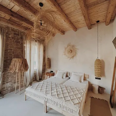 בית הארחה Lissa - Adults Only וויס