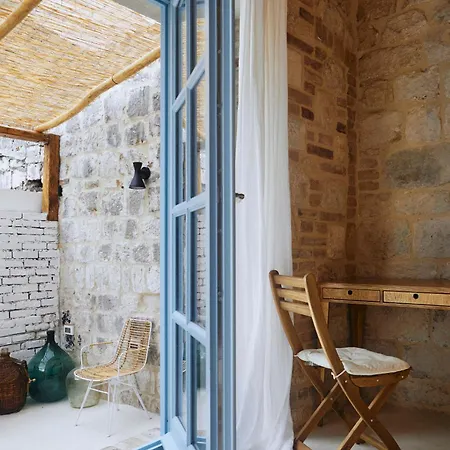 Lissa - Adults Only וויס