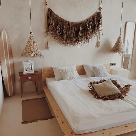 Lissa Guest house 4*
