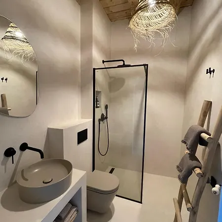 Lissa - Adults Only 4*