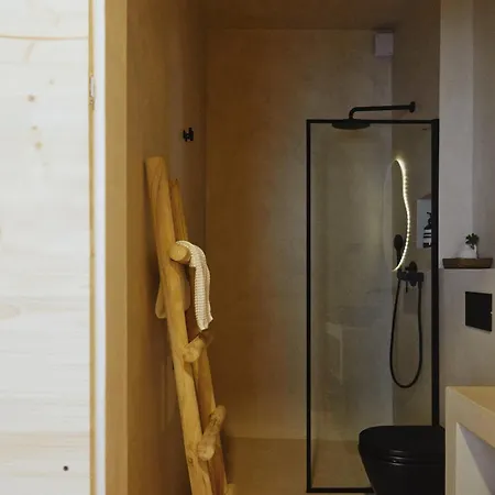 Lissa - Adults Only Vis