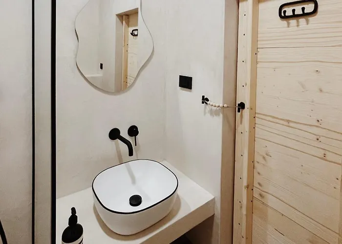 Lissa - Adults Only Vis