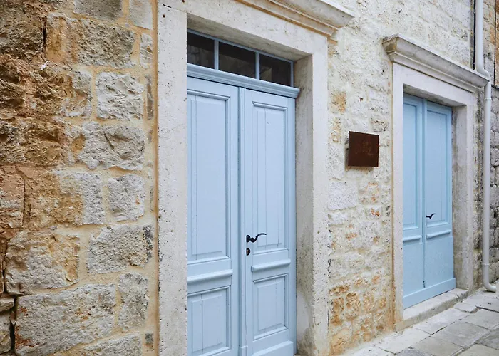 Lissa - Adults Only 4* Vis